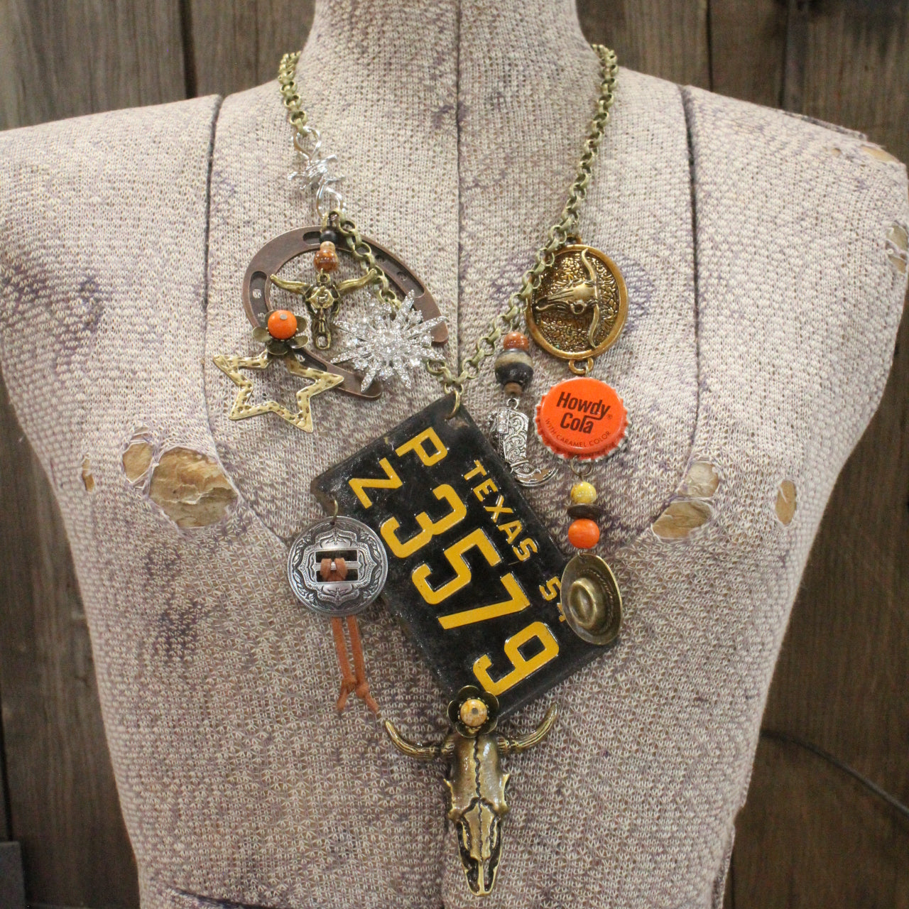 Travel Time In Texas Layered Necklace