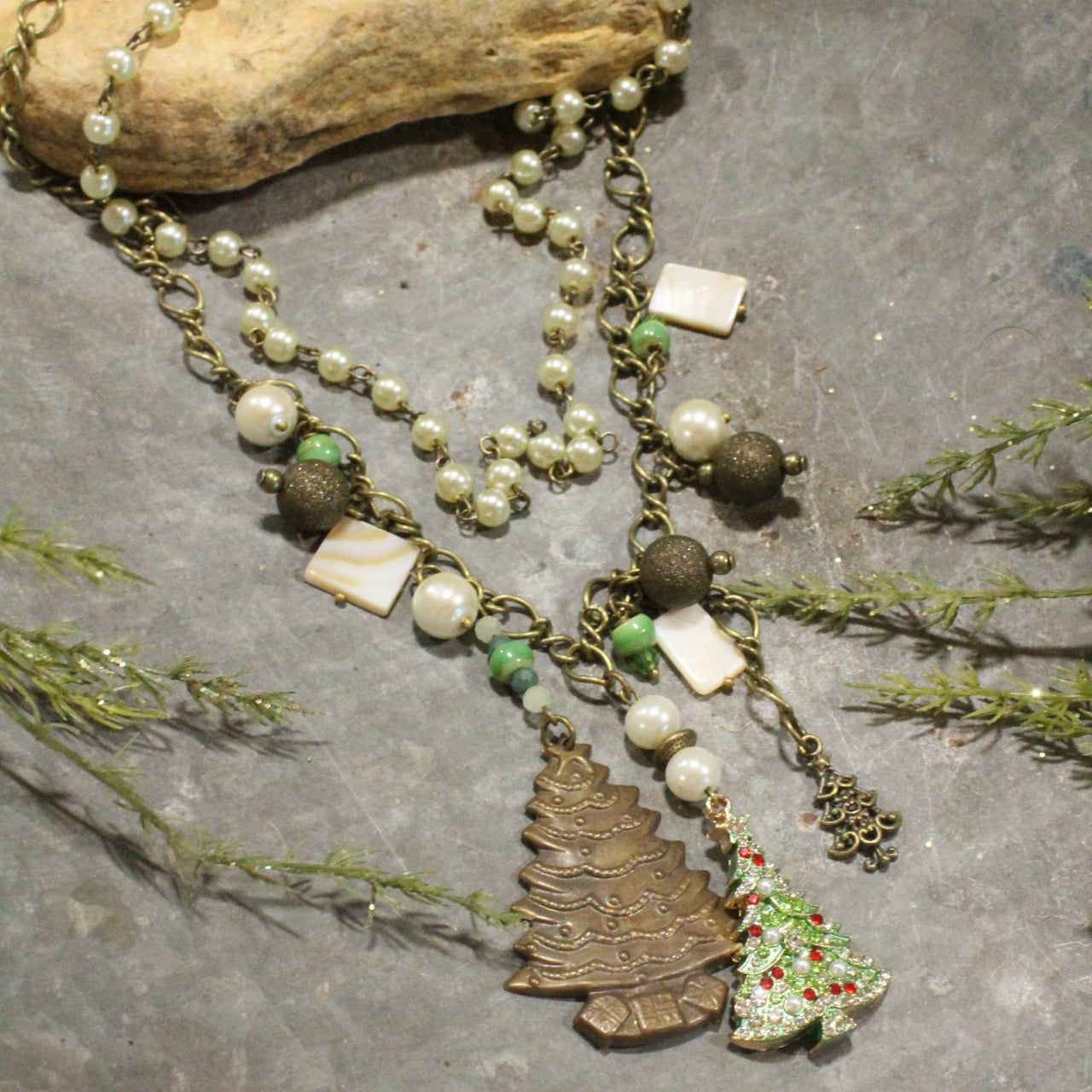 Lighting Up The Christmas Tree Layered Necklace
