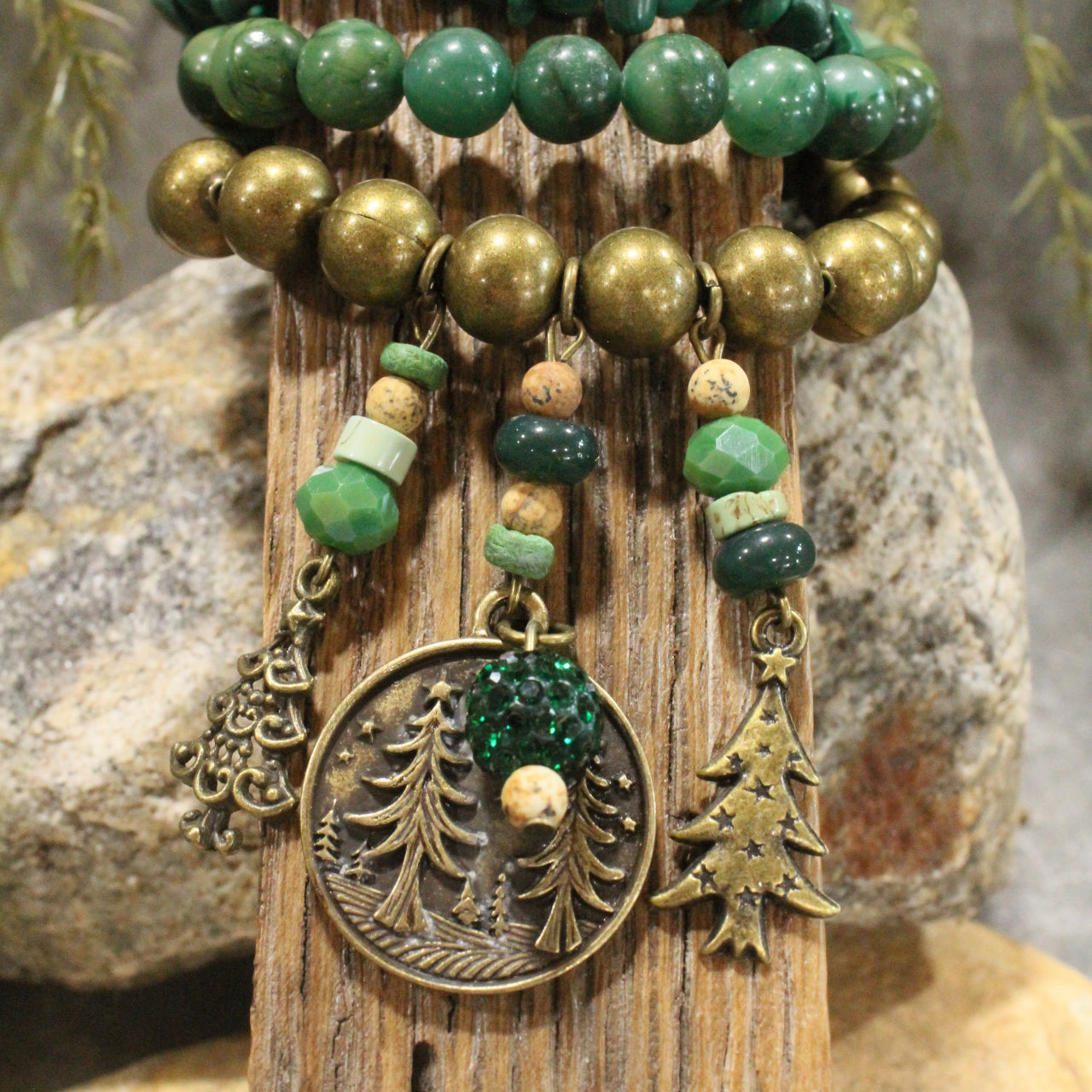 Pine Patches Green Bracelet Set