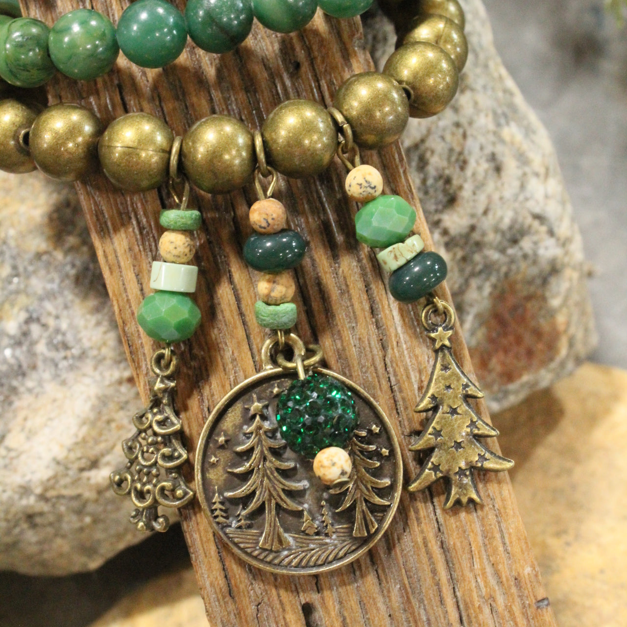 Pine Patches Green Bracelet Set