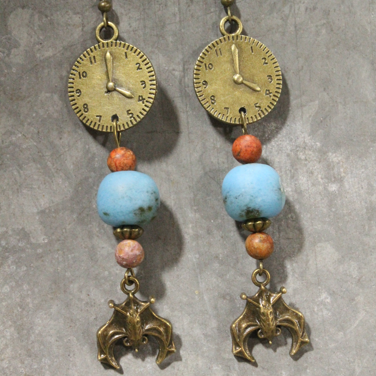 Costume Charmers Dangle Earrings