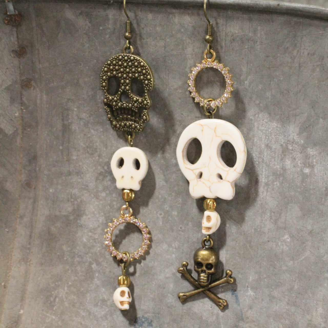 Down Under Skull Dangle Earrings