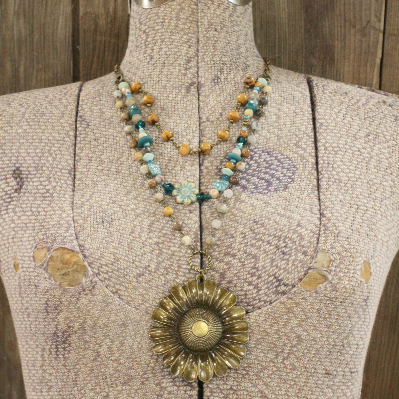 Smell The Spring Air Jade Flower Blooming Layered Necklace