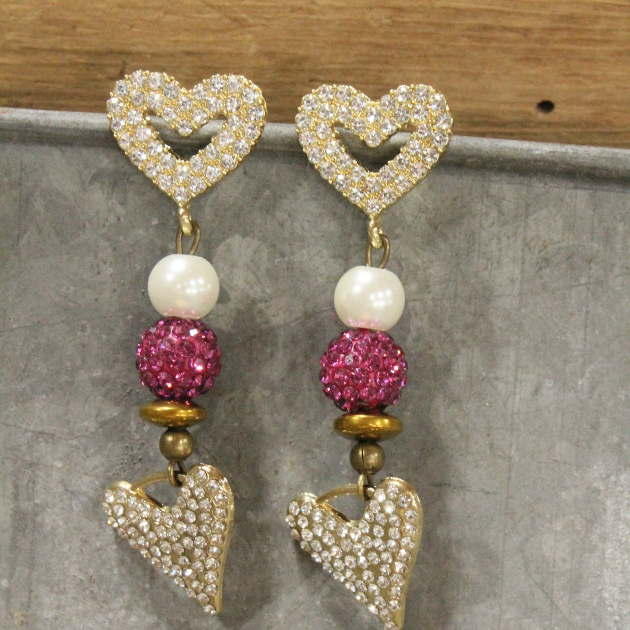 Cheerful Heart Dangle Earrings
