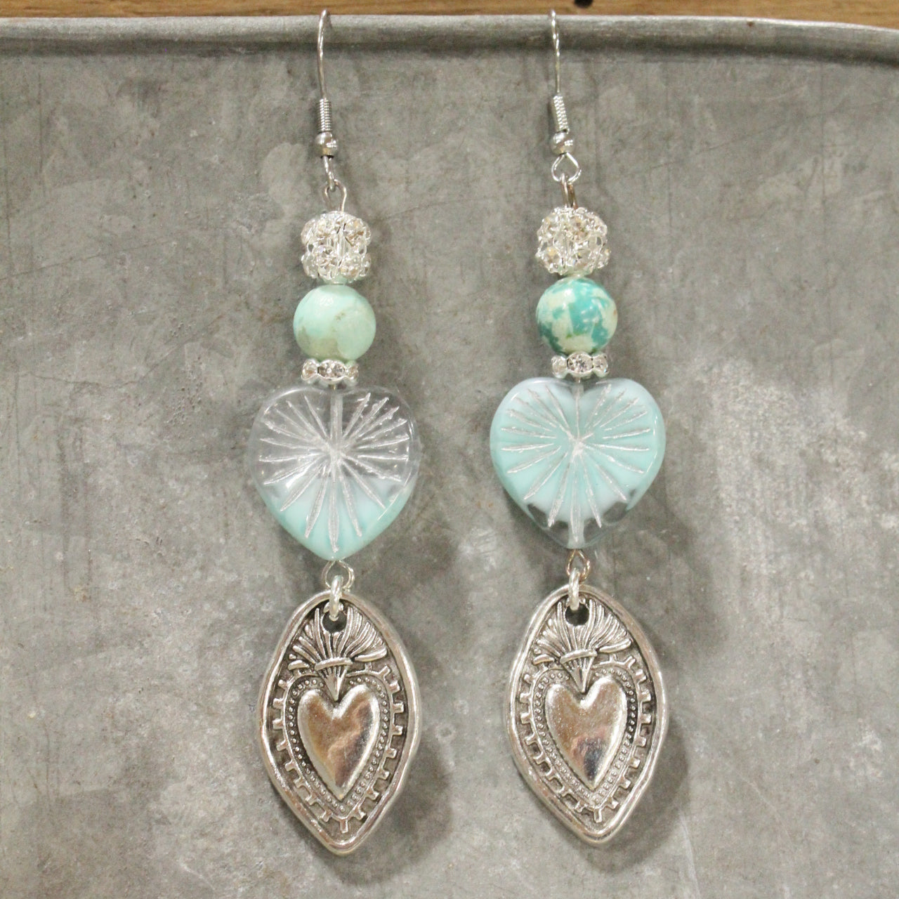 Queen Of Hearts Mint Heart Earrings