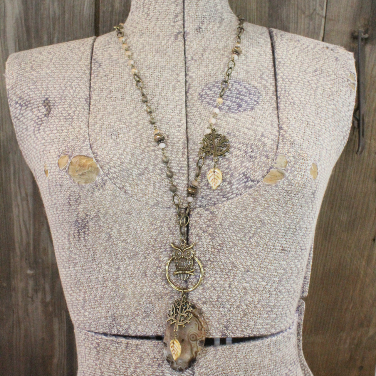 Hooo's Hootin' Owl & Stone Charming Leaf Necklace