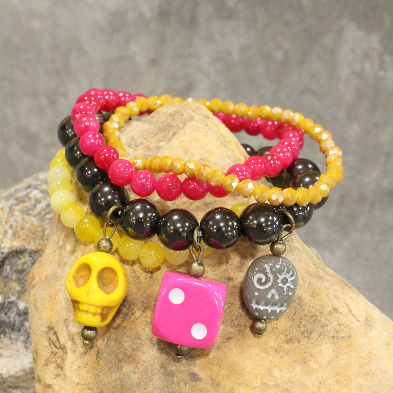 Bone Digger Dice Stretch Bracelet Set