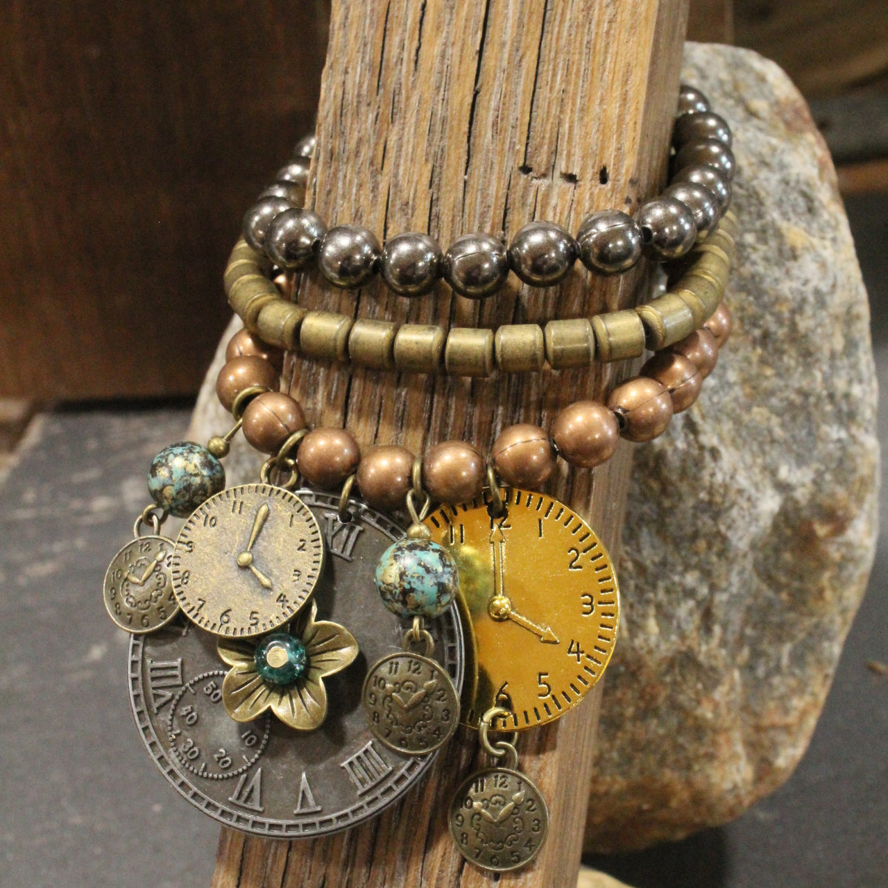 It's 5 O'clock Somewhere Charm'd Bracelet Set