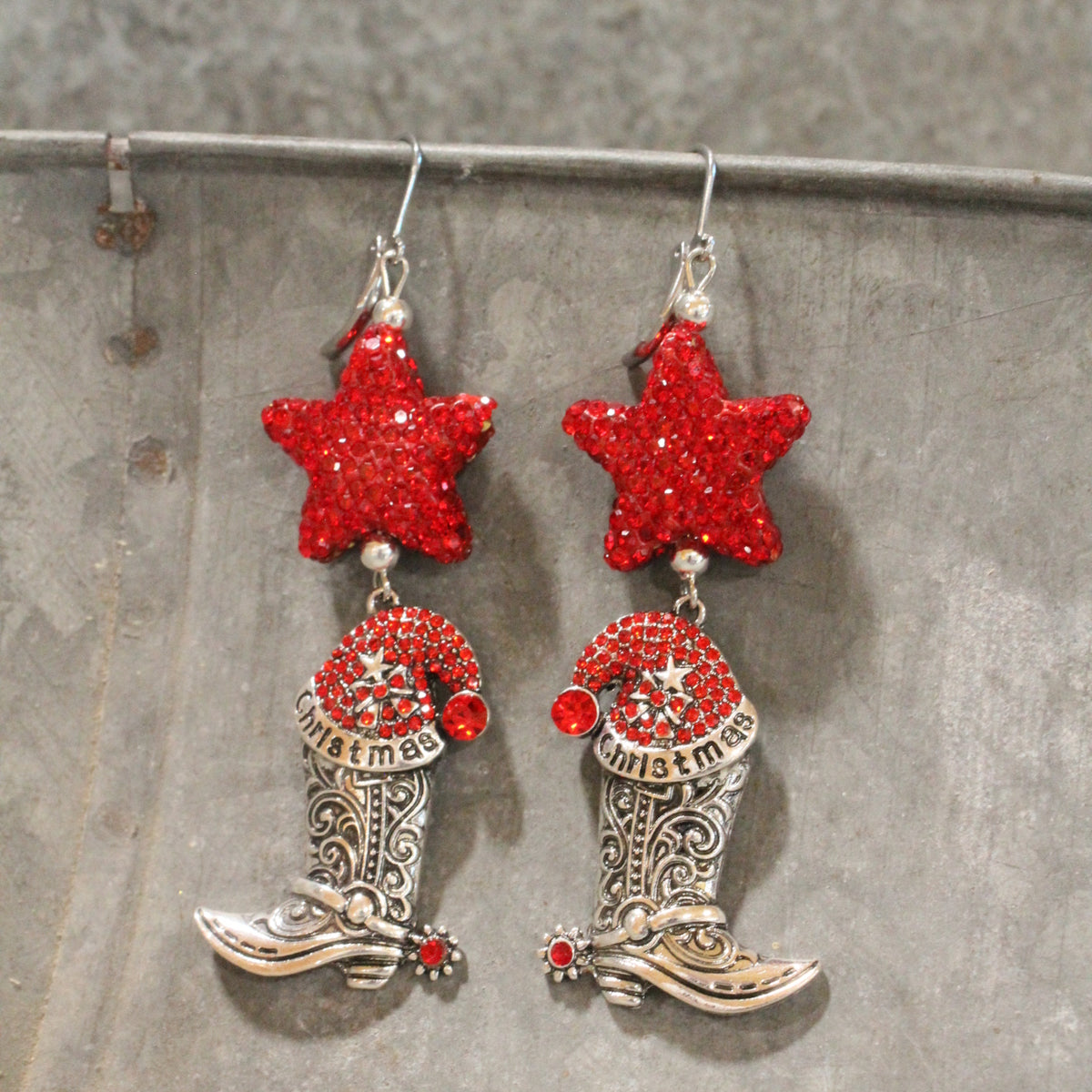 Nostalgic Christmas Memories Dangle Earrings