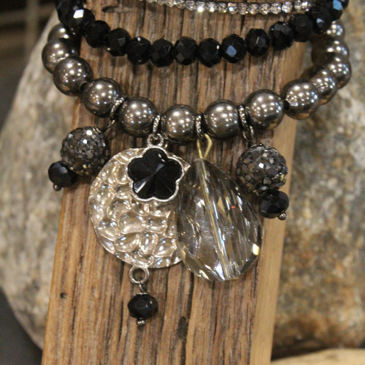 Gliding Gunmetal Dragonfly Bracelet Set