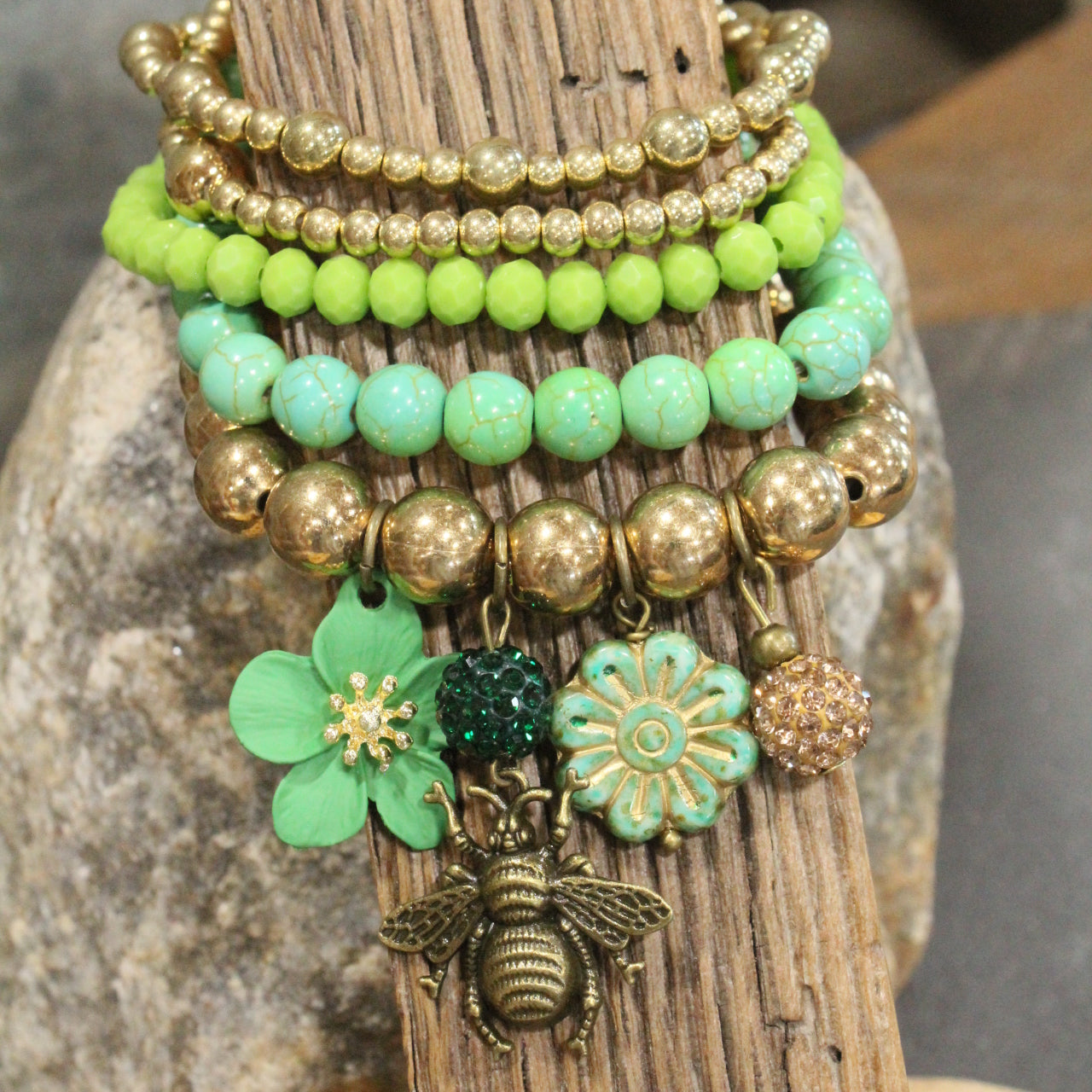 Power In The Flower Green Bee Bracelet Set
