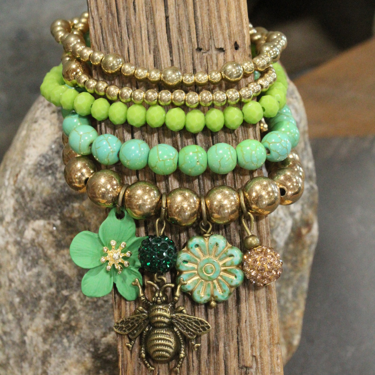 Power In The Flower Green Bee Bracelet Set