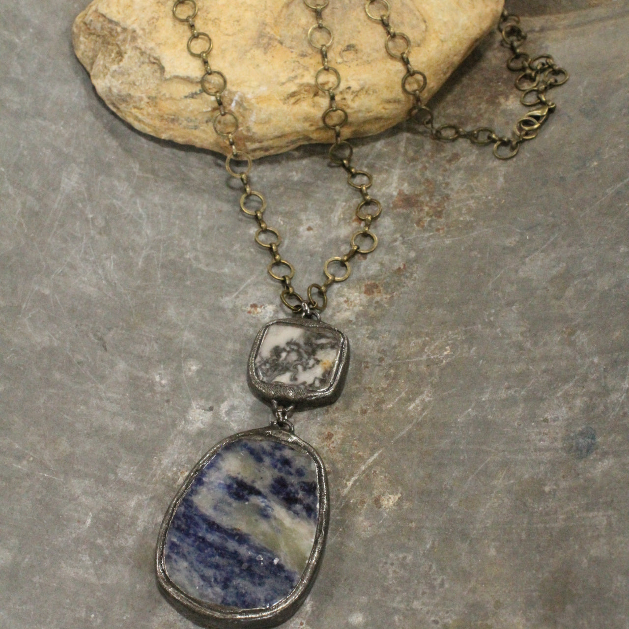 Vintage Bohemian Dark Blue Stone Pendant Necklace