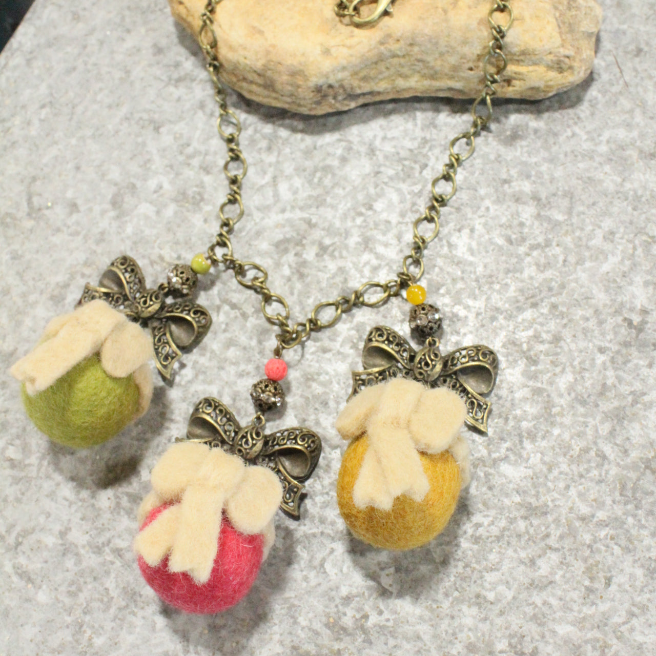 Bow Tie Beauties Egg Charming Necklace