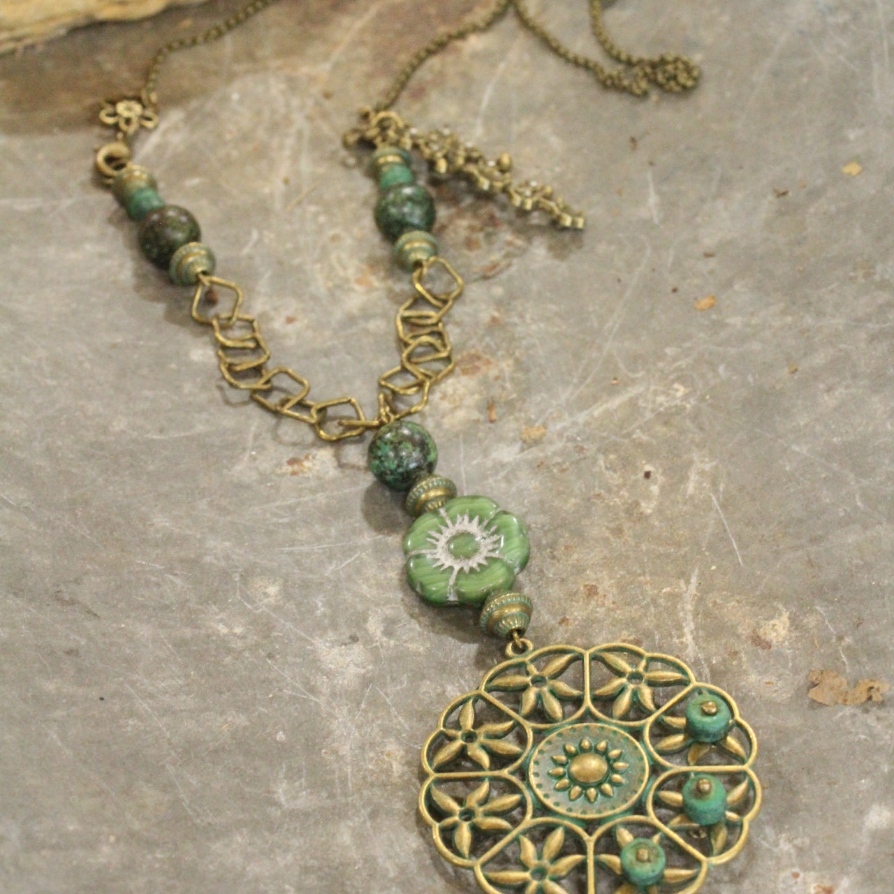 Vintage Green Flower Drop Czech Necklace