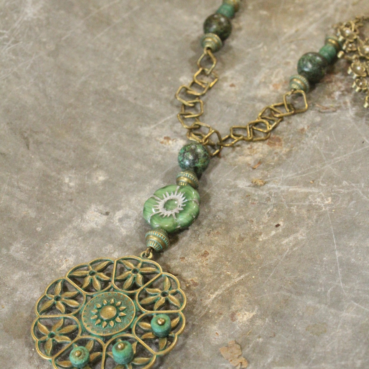 Vintage Green Flower Drop Czech Necklace