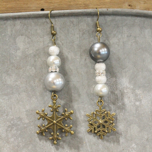 Snowflakes Falling Classy Dangle Earrings