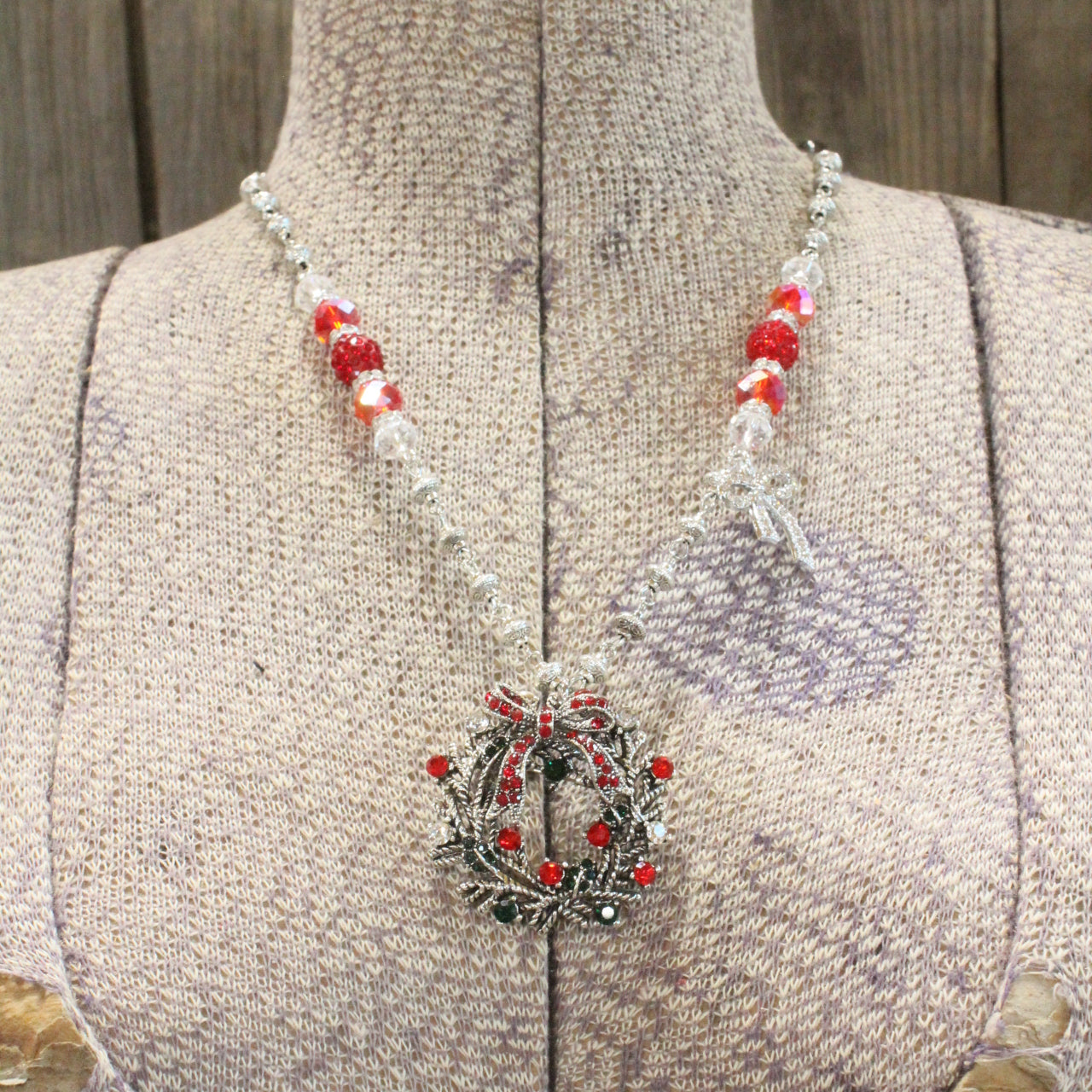 Feeling Festive Wreath Ribboned Necklace