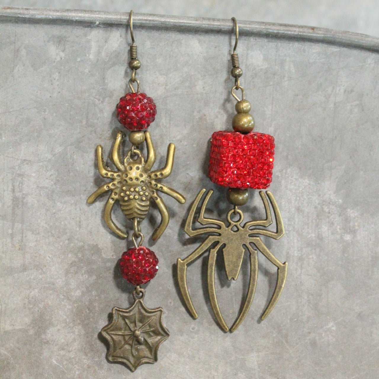 Spiders Crawling Up Your Back Dangle Earrings