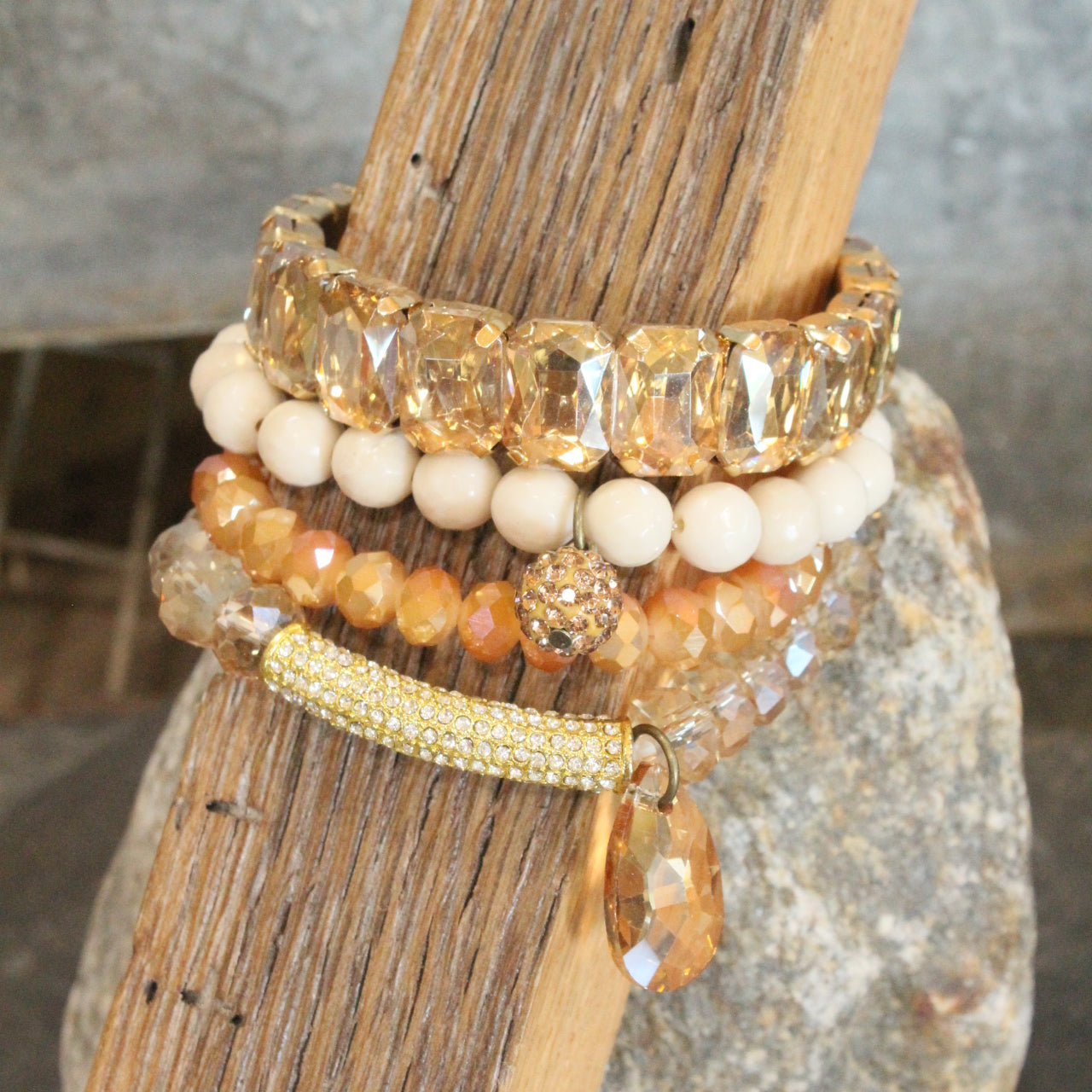 Rich & Golden Bracelet Set