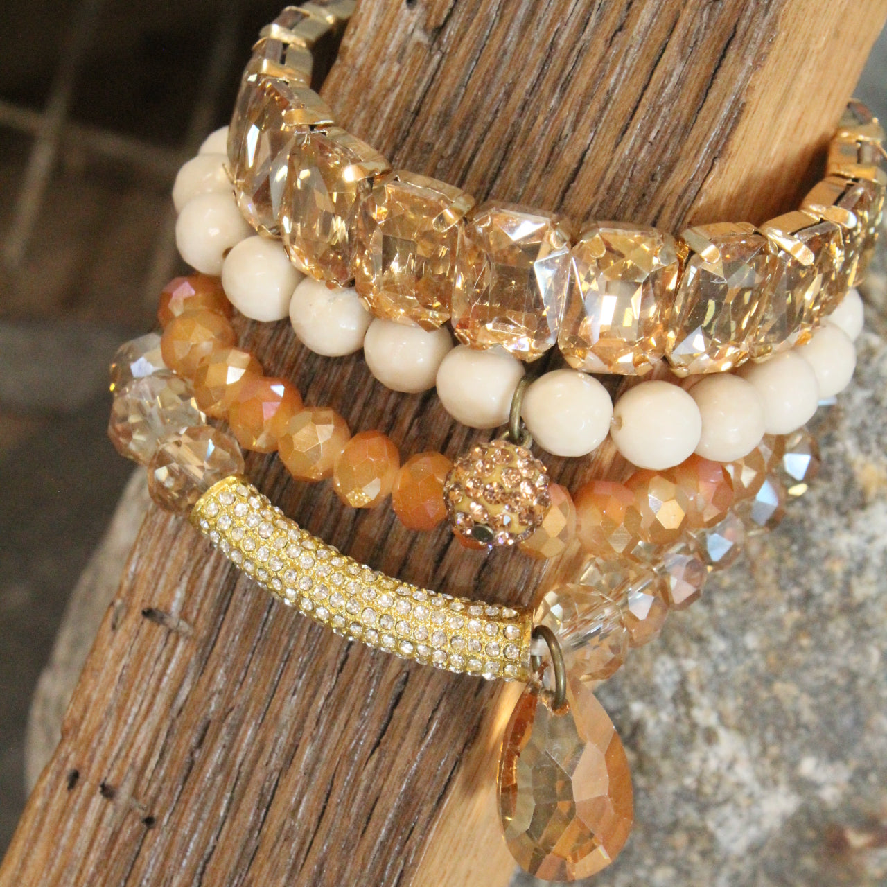 Rich & Golden Bracelet Set