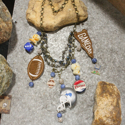 Gameday W/ the Detroit Lions Charm'd Necklace