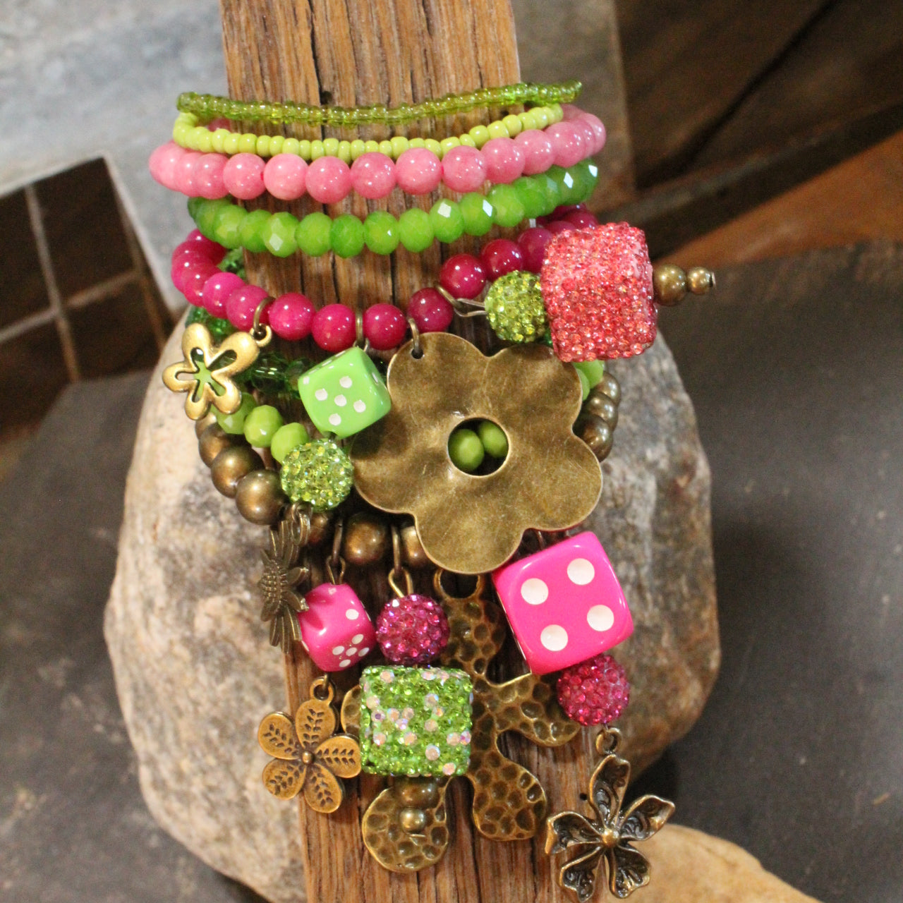 Color Explosion Pinky Flower Charm'd Bracelet Set