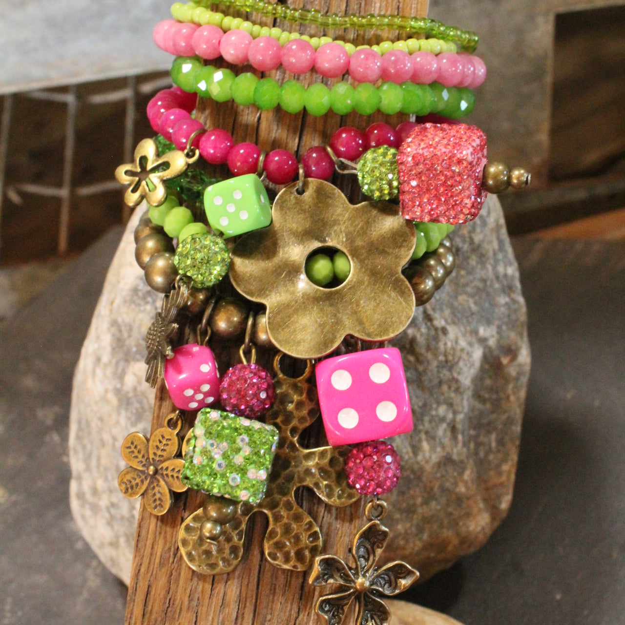 Color Explosion Pinky Flower Charm'd Bracelet Set