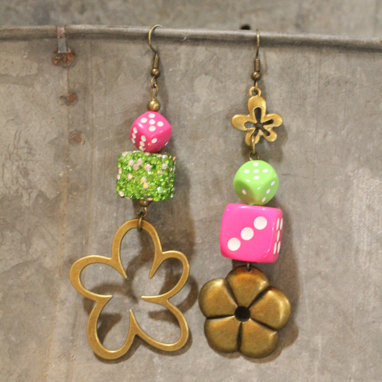 Color Explosion Pinky Flower Dangle Earrings
