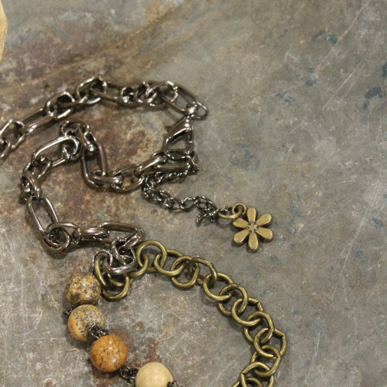 Mixed Metals & Natural Stone Pendant Drop Floral Necklace