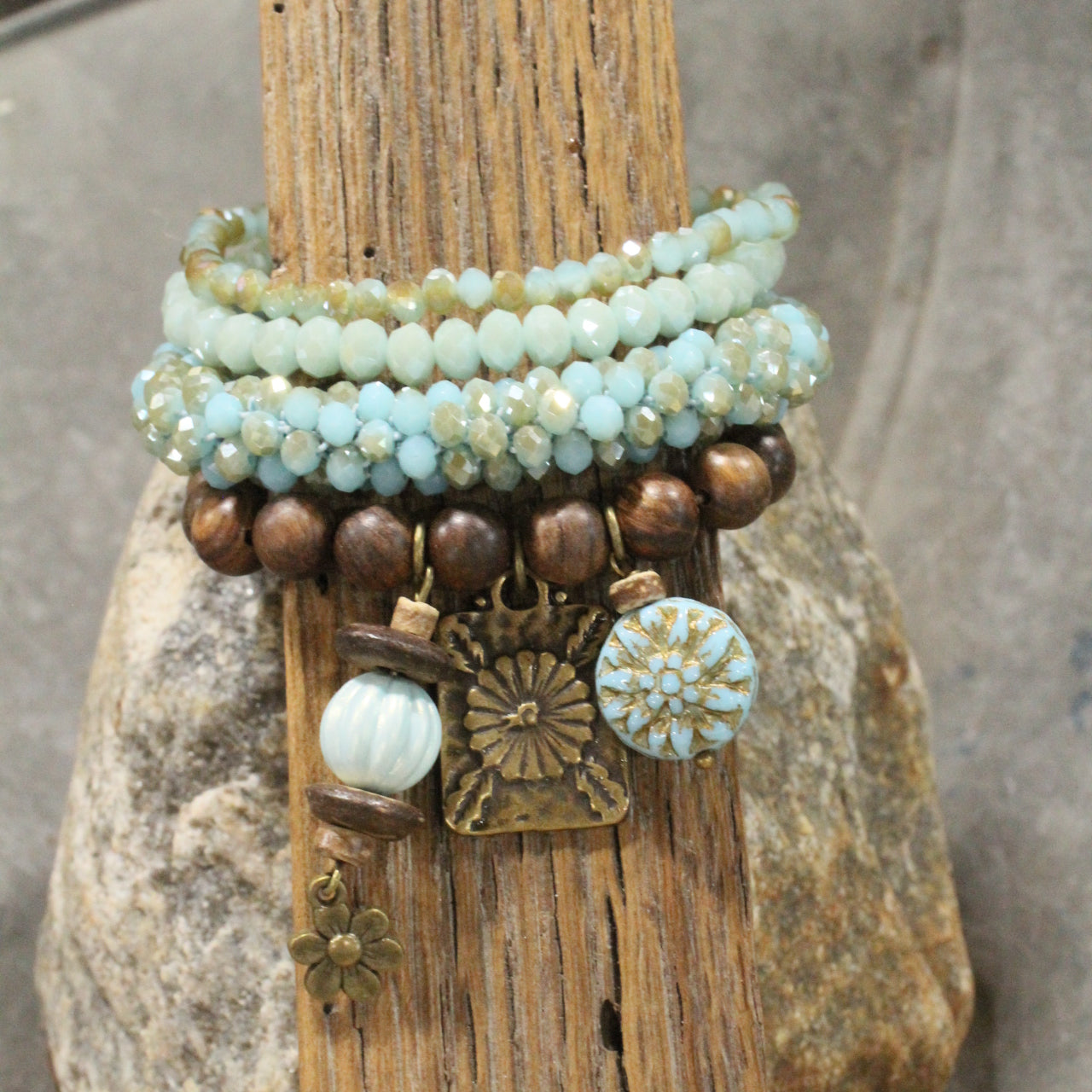 Hammered Wildflower & Czech Layered Pendant Drop Stretch Bracelet Set