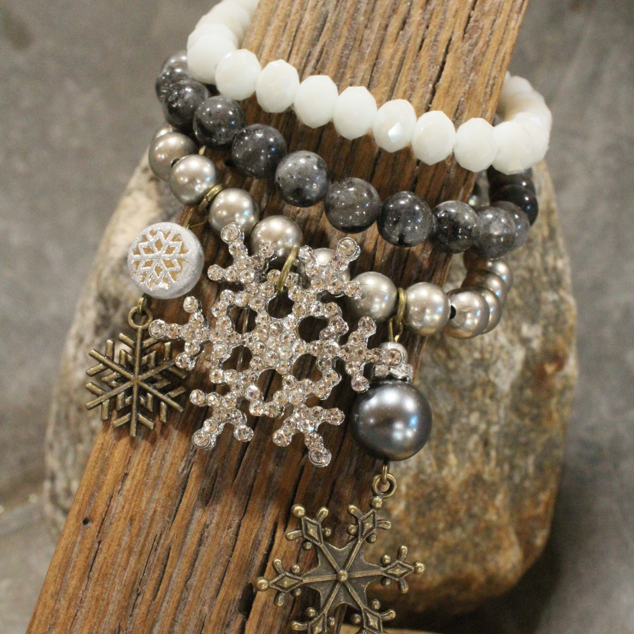 Snowflakes Falling Classy Bracelet Set