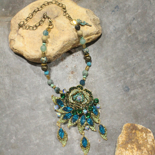 A Single Stemmed Rose Necklace