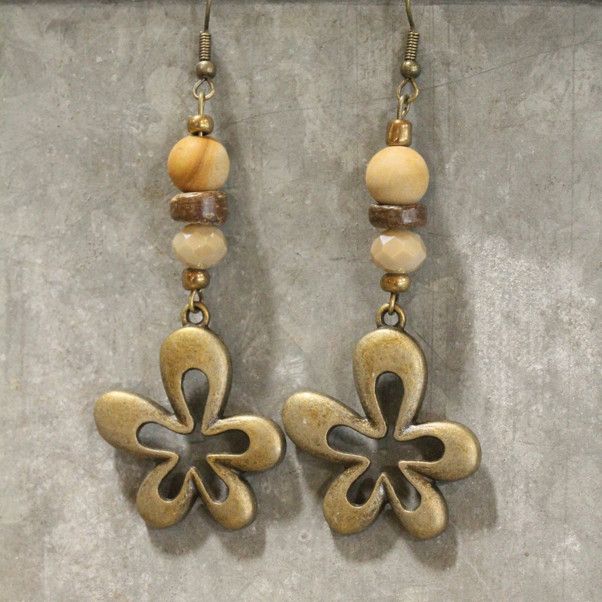 Spring Jewels Shades Of All Natural Flower Dangle Drop Earrings – PEDDLER GIRLS JEWELRY