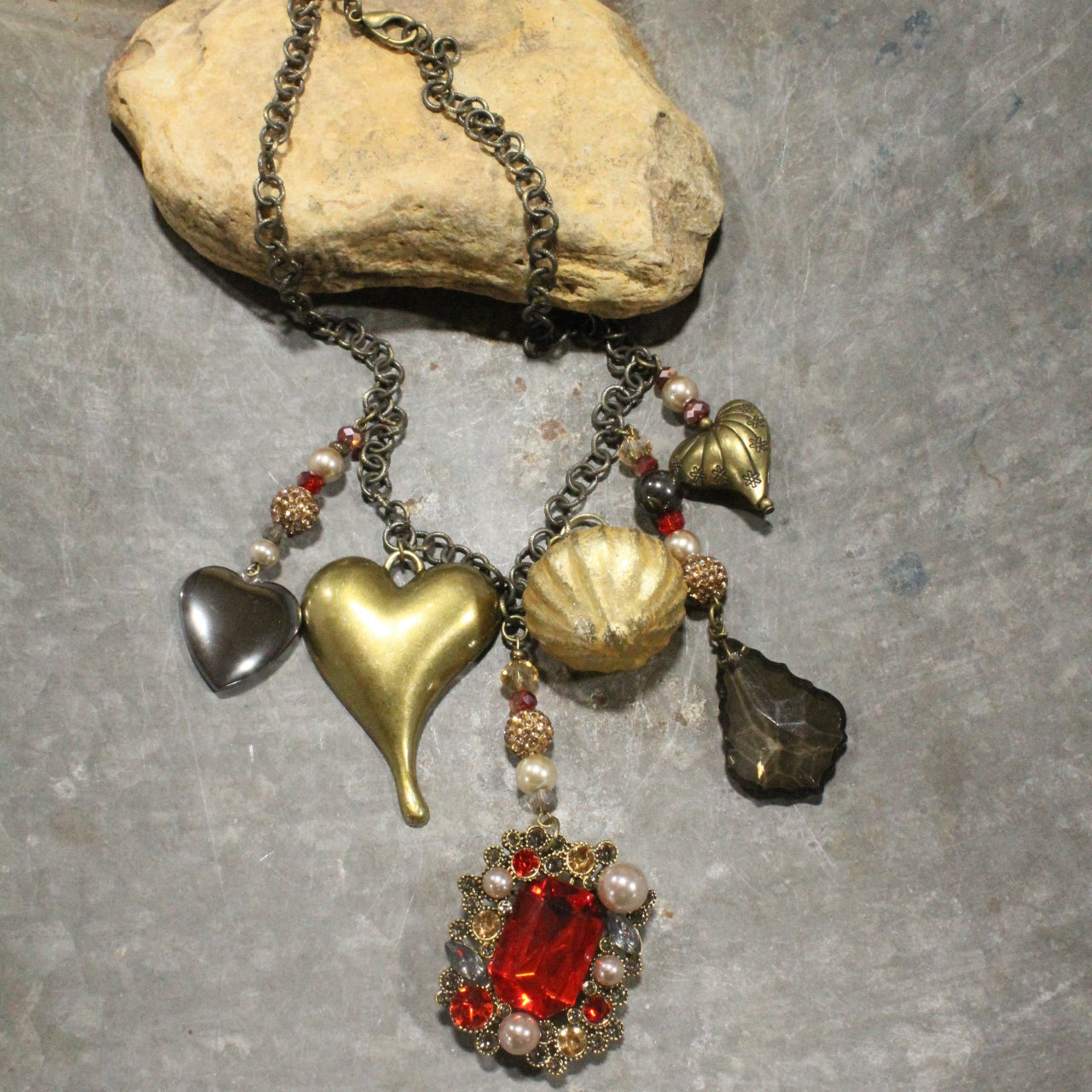 All Dolled Up Heart & Stone Necklace