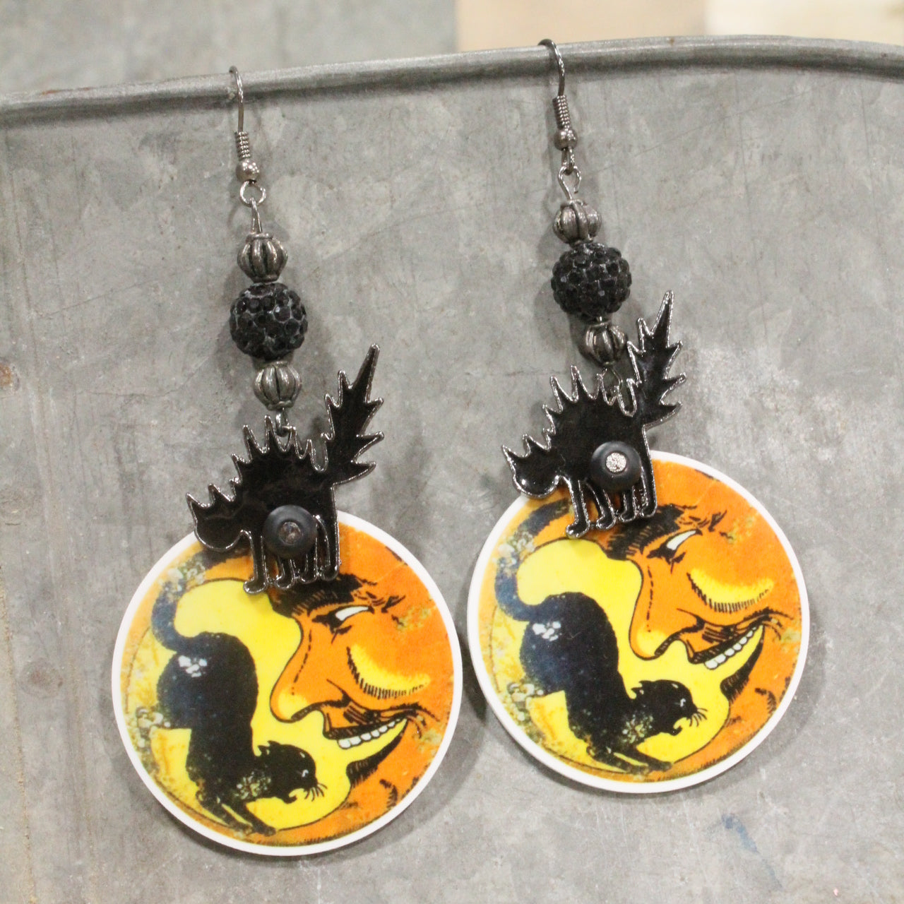 Cat On The Prowl Dangle Earrings