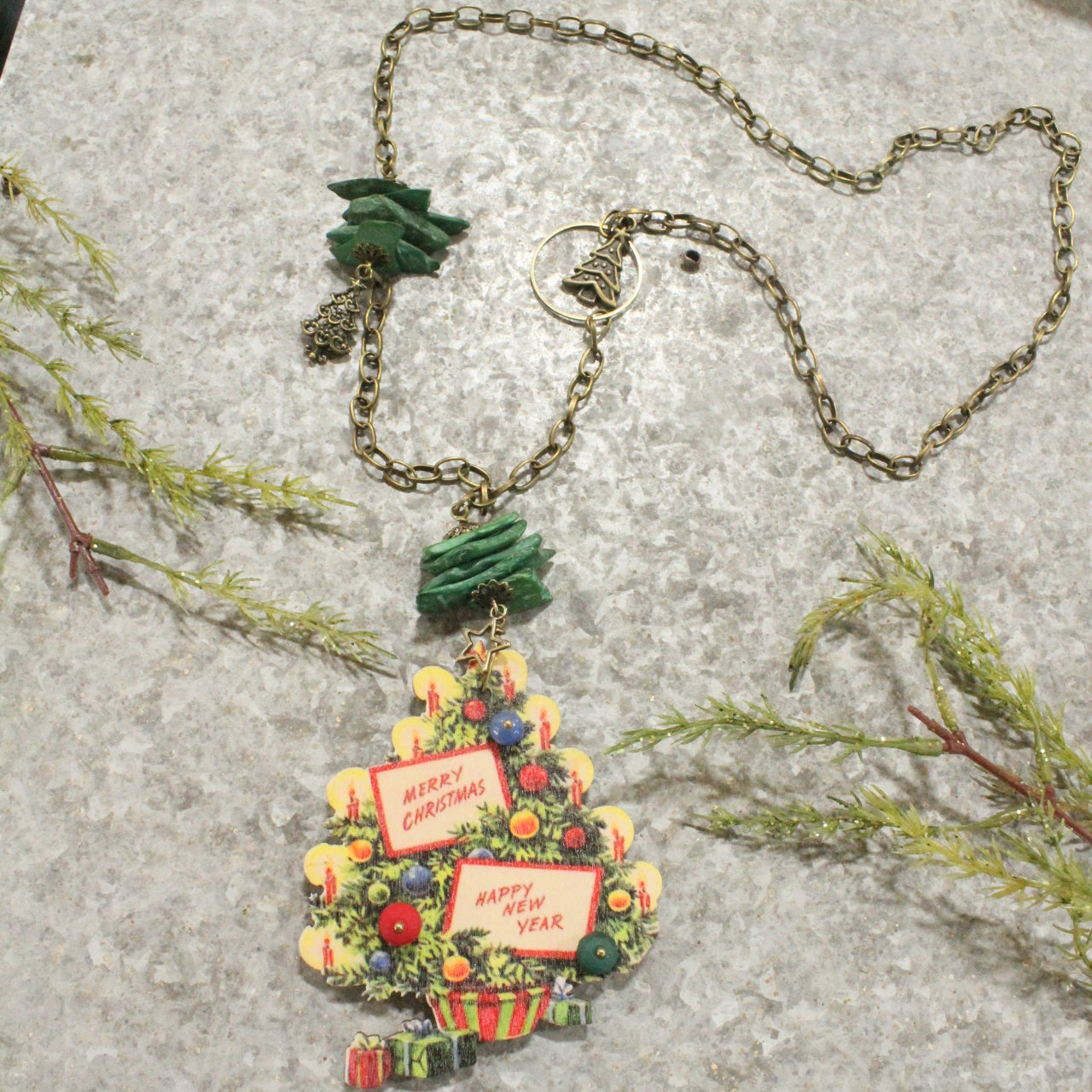 Oh Christmas Tree Vintage Pendant Necklace