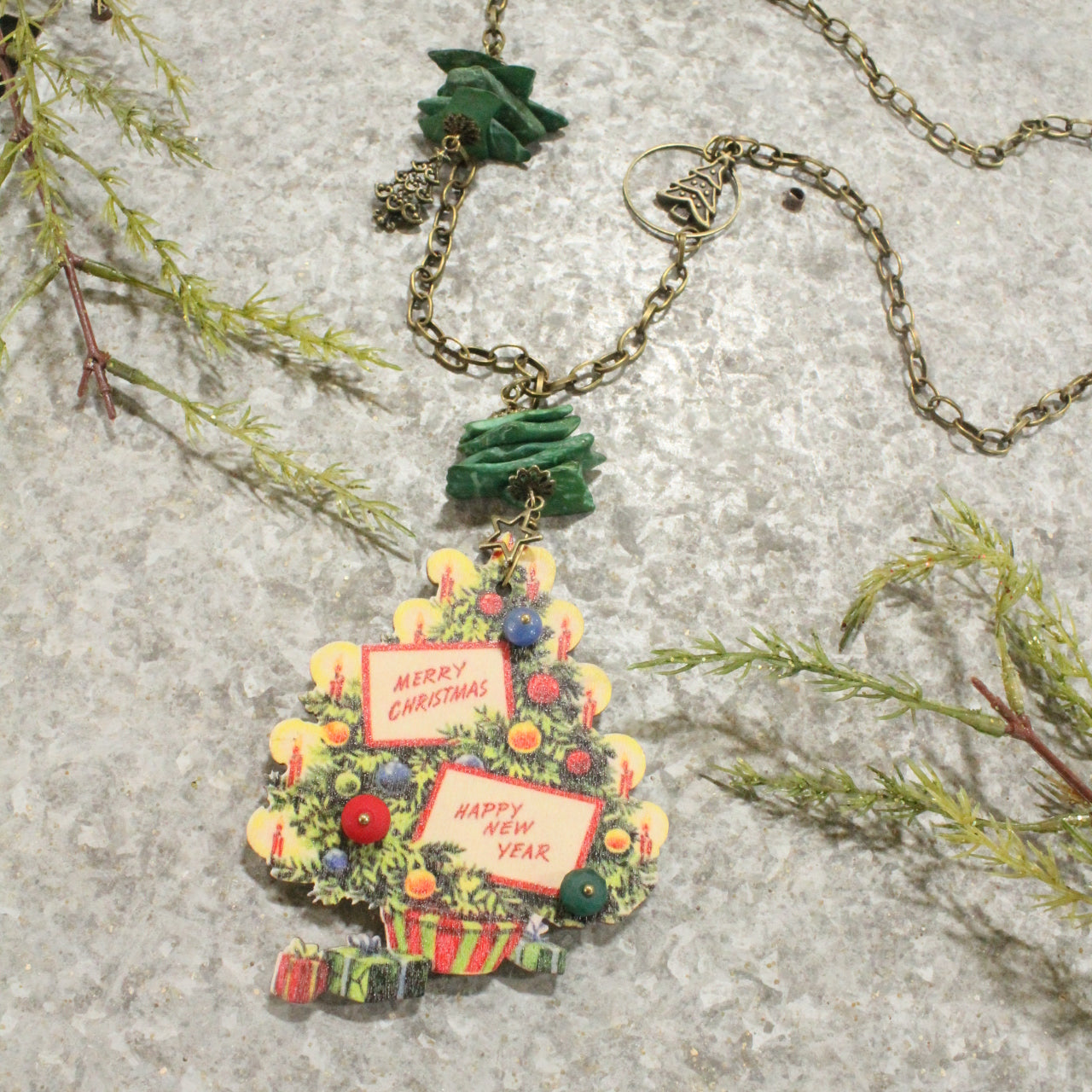 Oh Christmas Tree Vintage Pendant Necklace