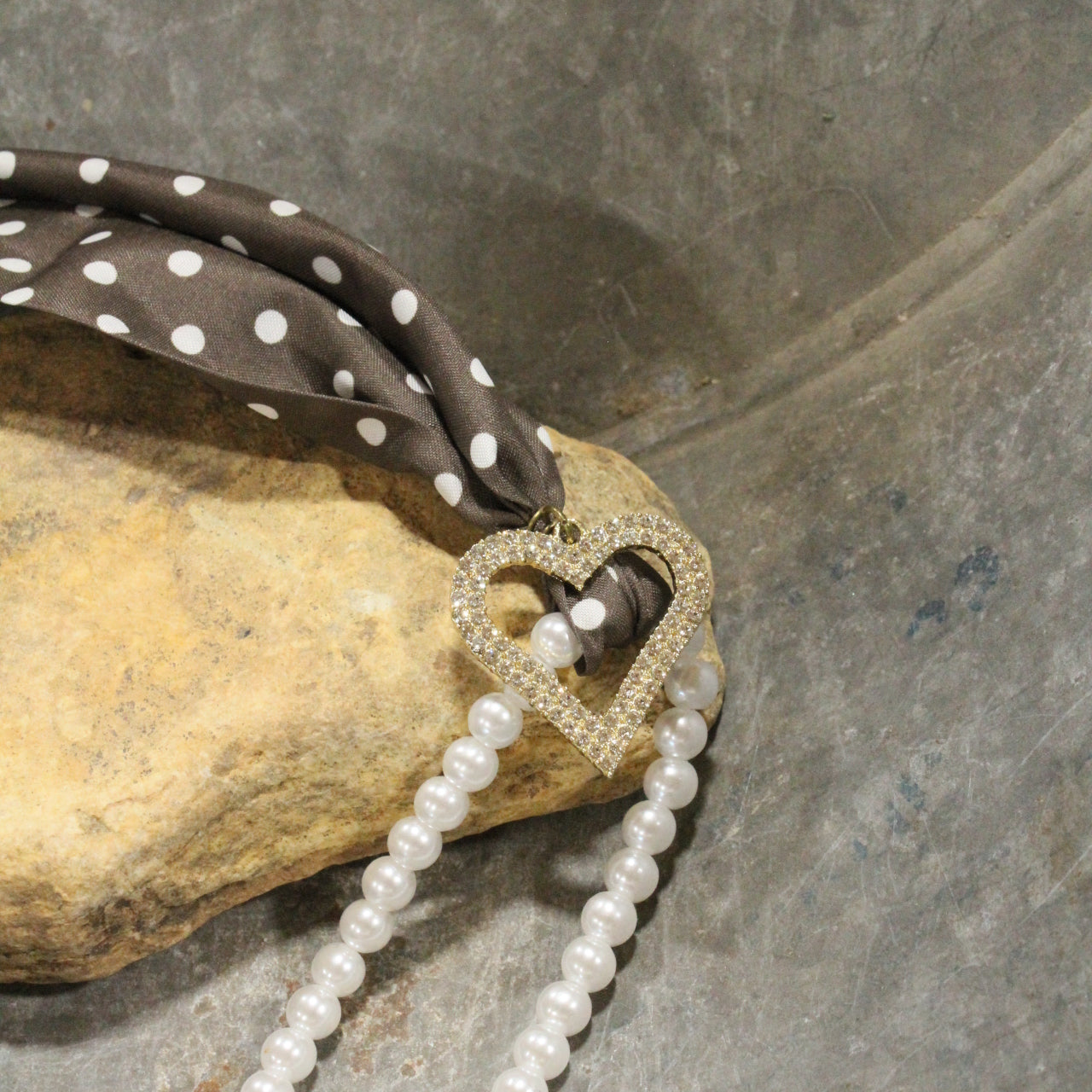 Pretty Woman Heart Throb Scarf Necklace