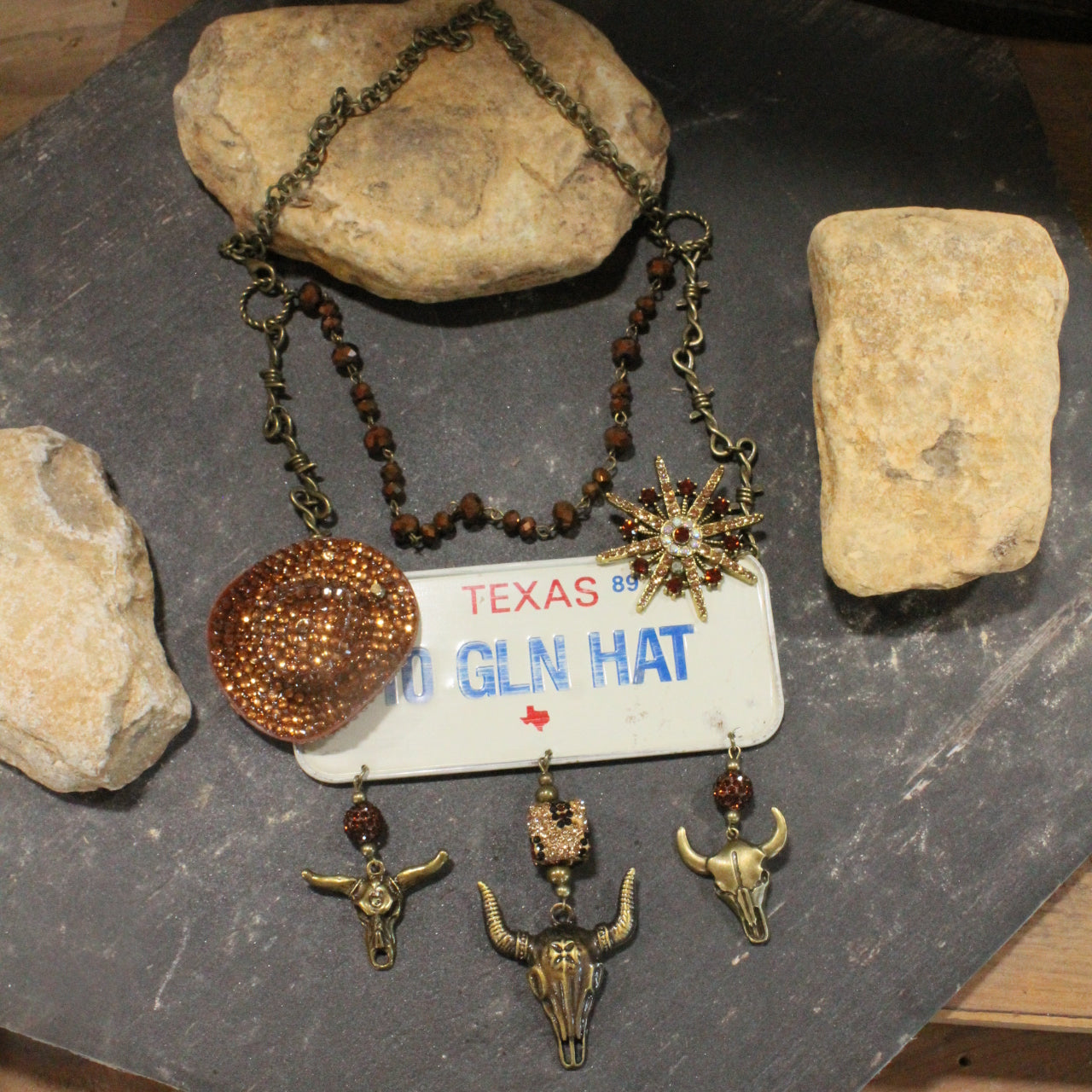 Travel Time Texas Style "10 GLN HAT" Necklace