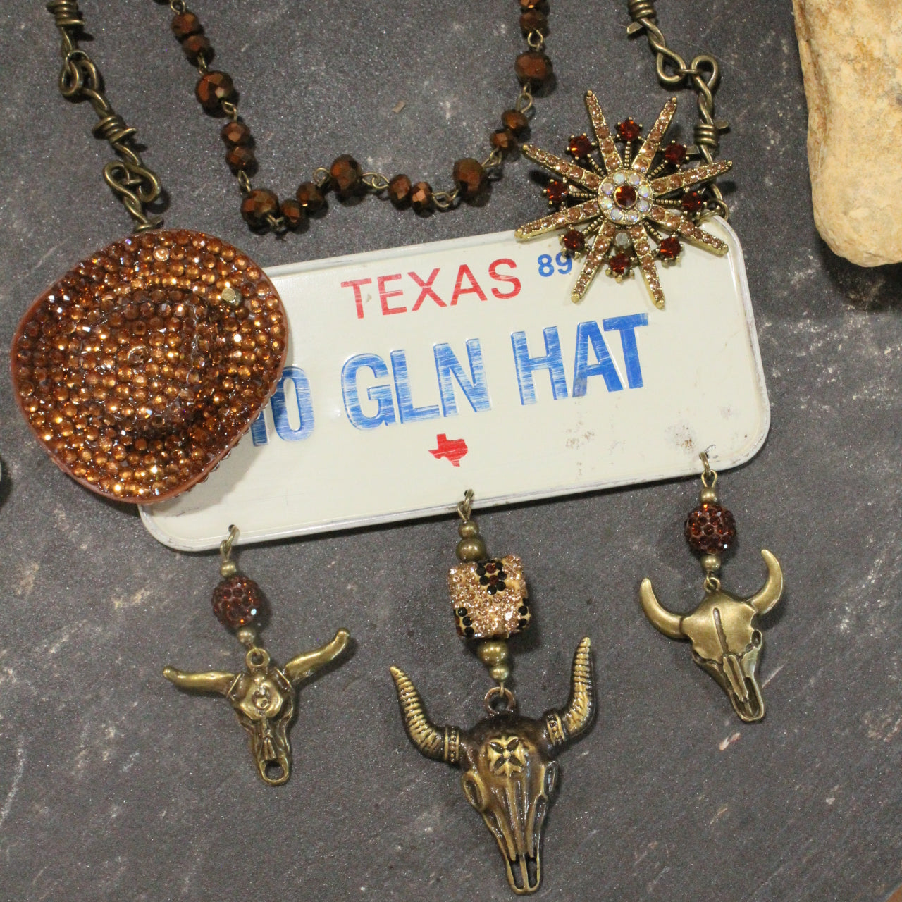 Travel Time Texas Style "10 GLN HAT" Necklace
