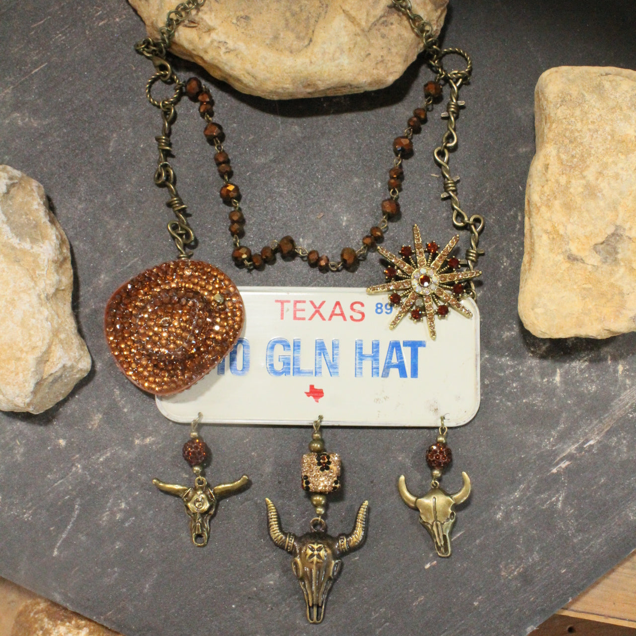Travel Time Texas Style "10 GLN HAT" Necklace