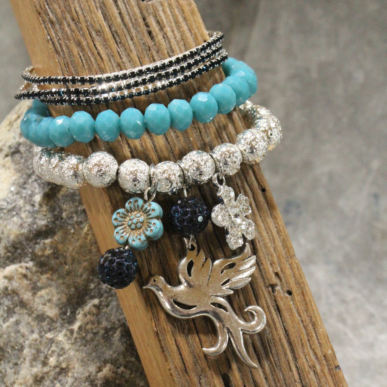 Gracefully Soaring Turquoise Bird Bracelet Set