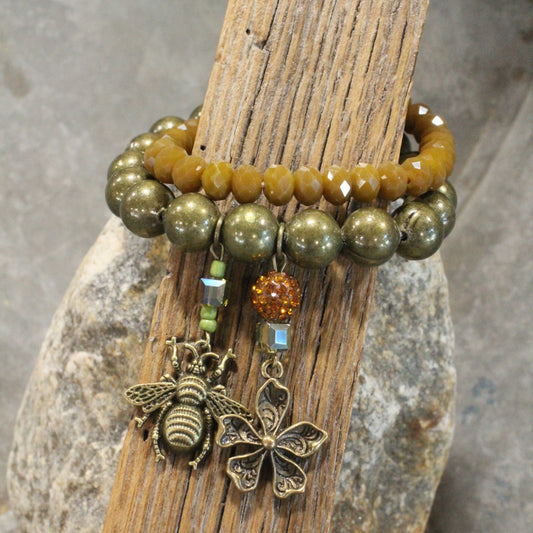 Buzzing Along Olive Bracelet Set
