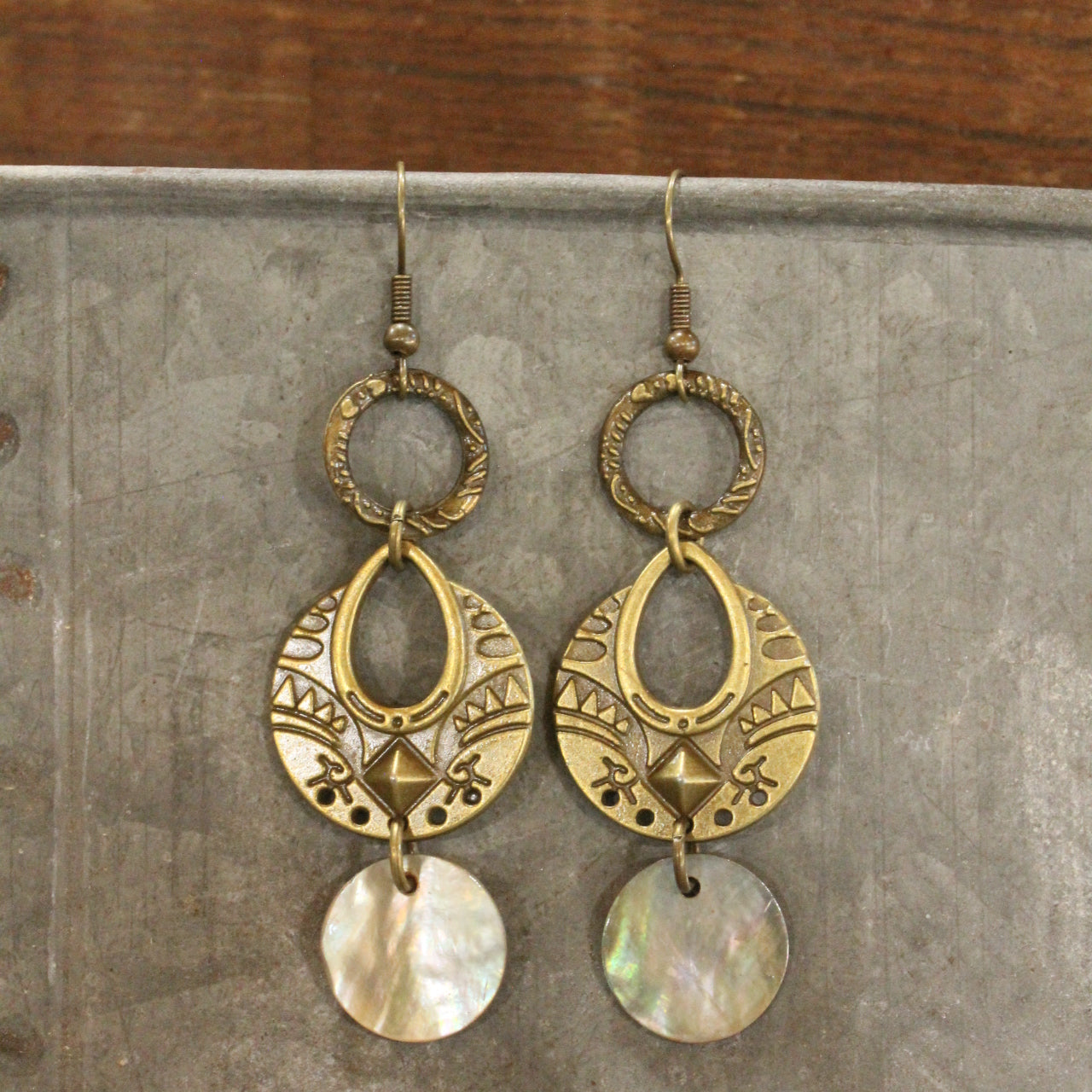 Bronze Ethnic Pendant & Czech Glass Drop Earrings