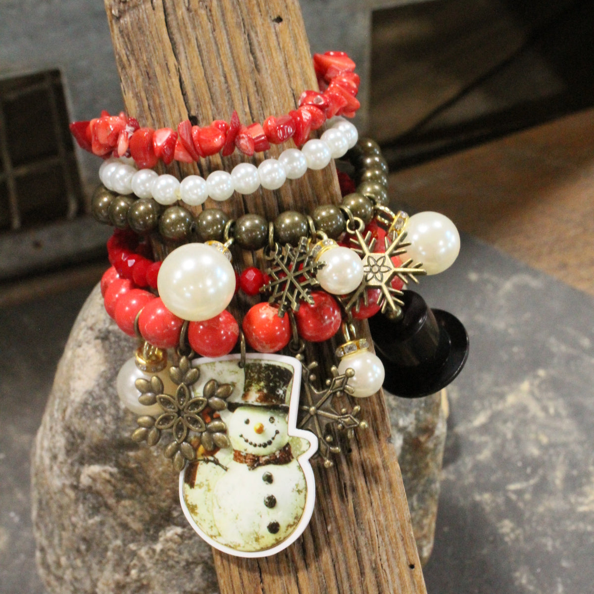 Friends Of Winter Charm'd Bracelet Set