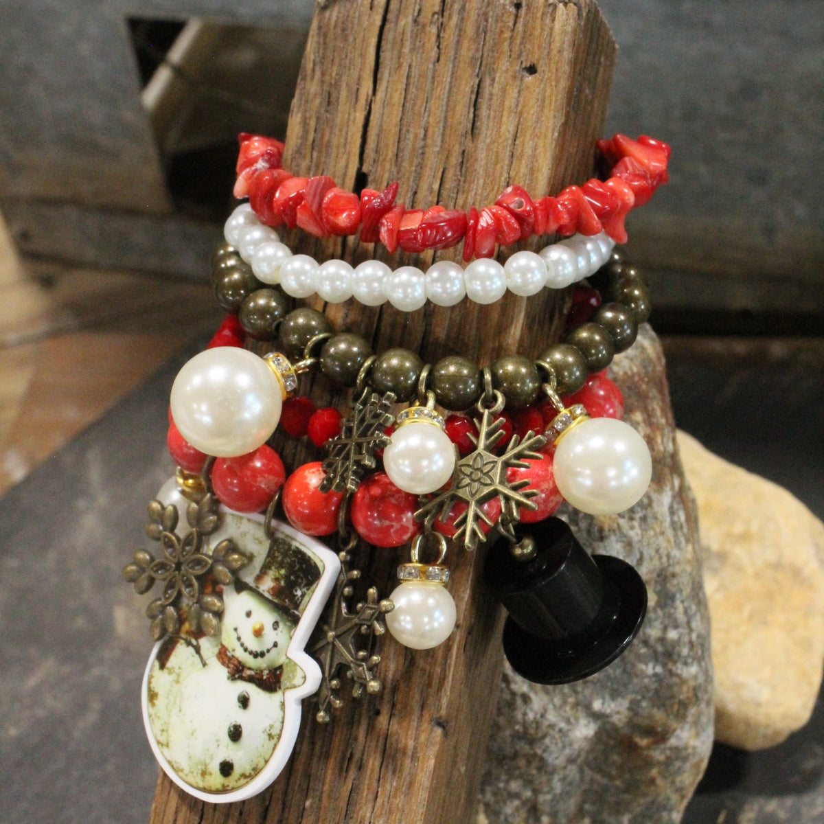 Friends Of Winter Charm'd Bracelet Set