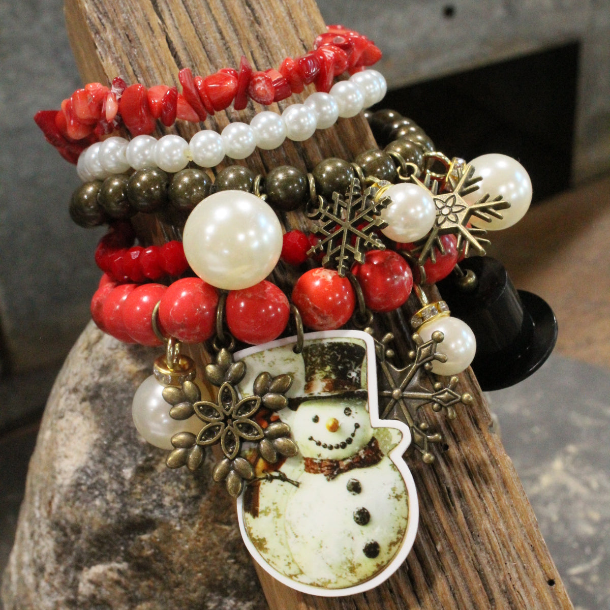 Friends Of Winter Charm'd Bracelet Set