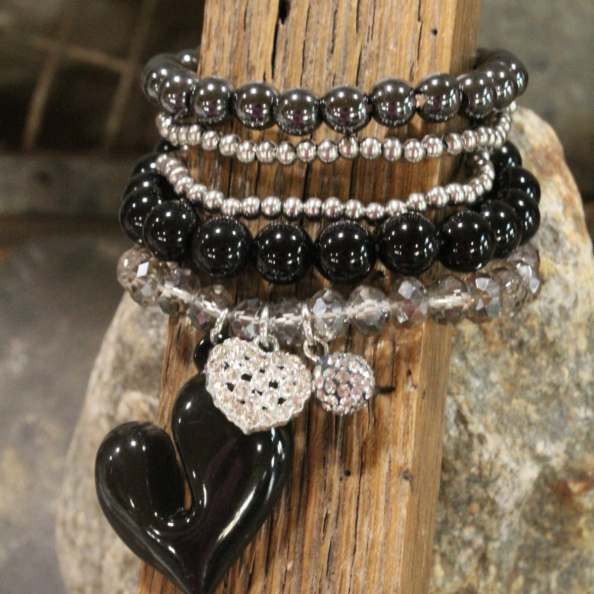 Back In Black Heart Stretch Bracelet Set