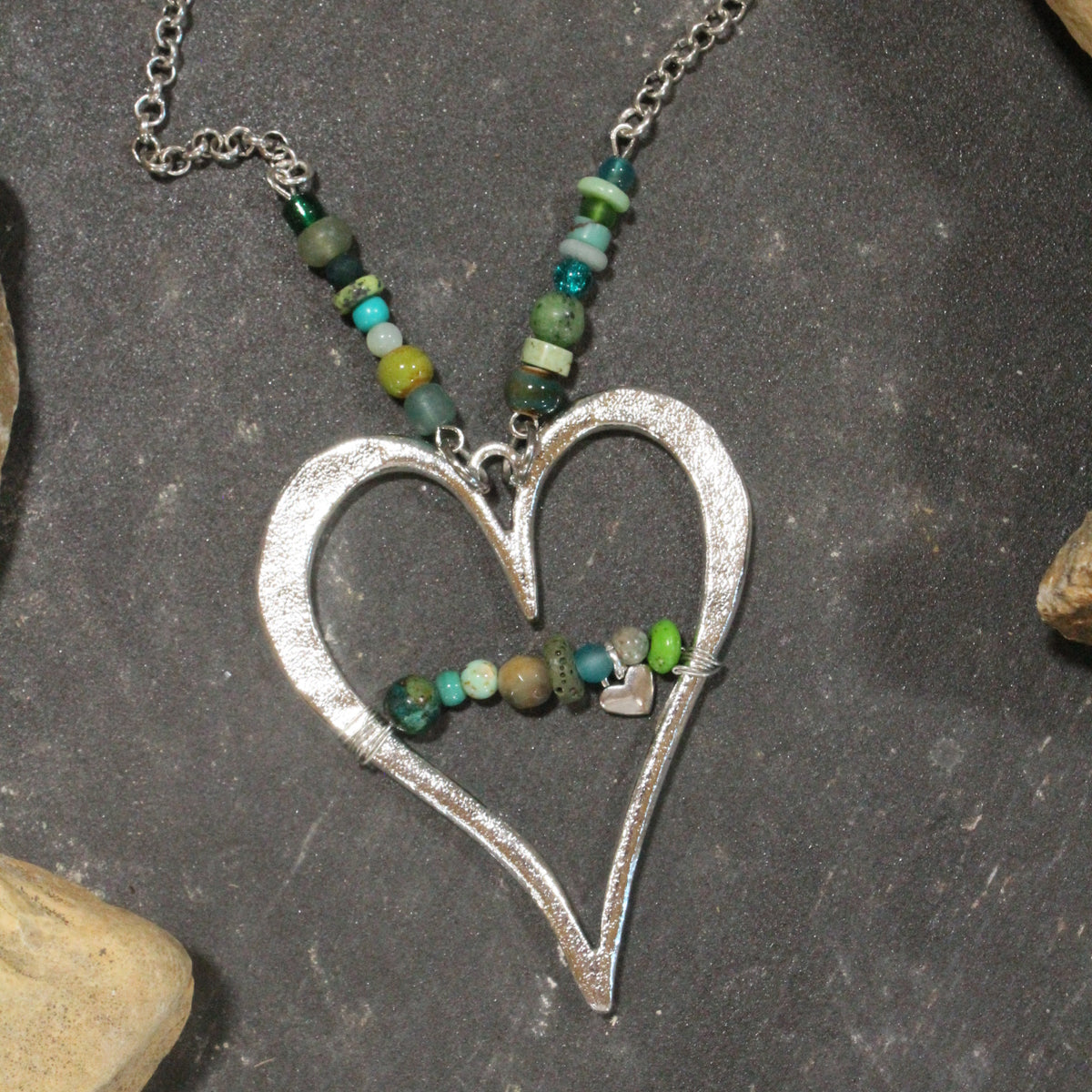 Retro Lovin' Necklace